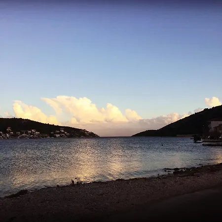 Laguna Vinišće